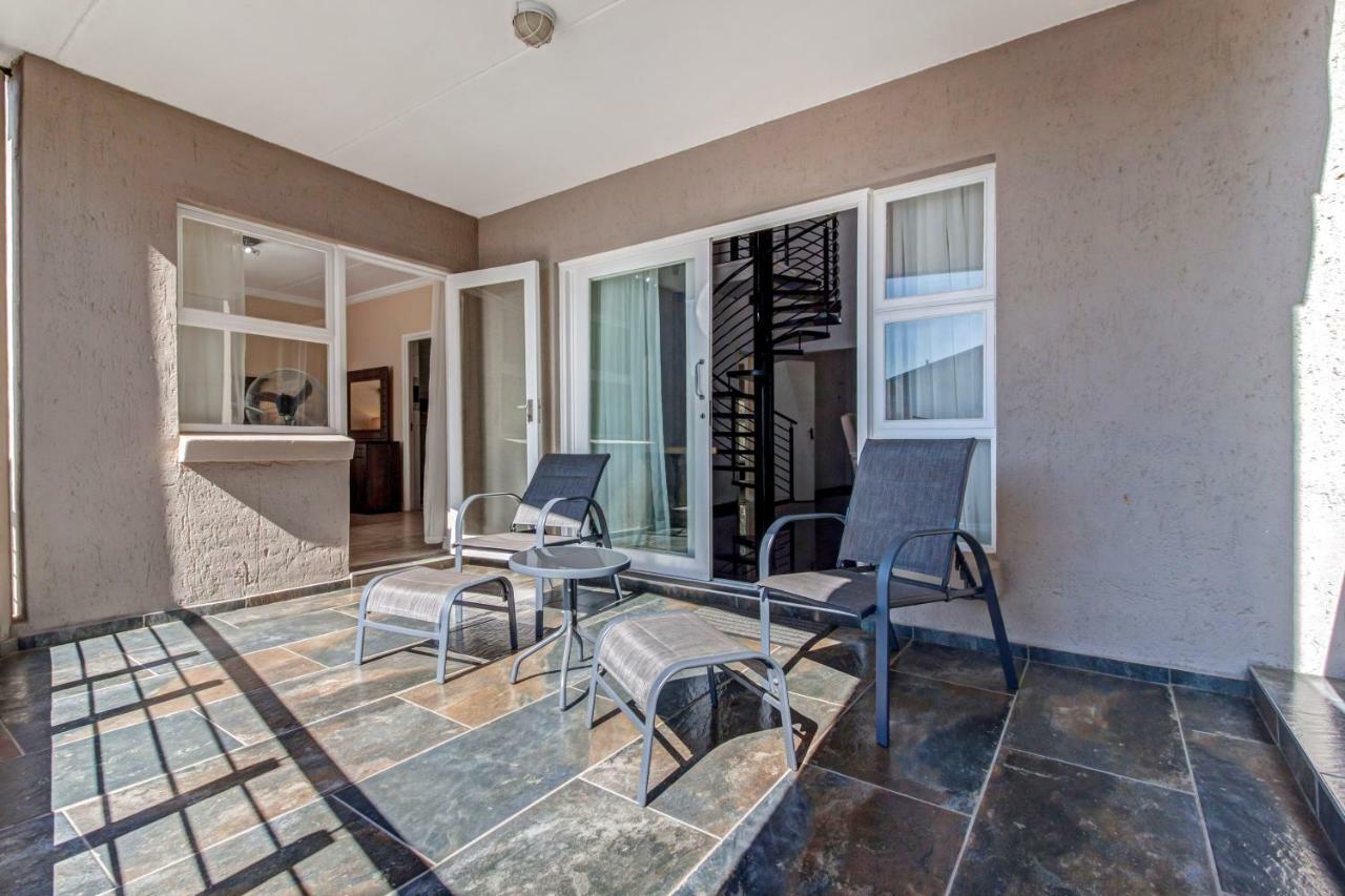 Upmarket Sandton Apartment Johannesburg Buitenkant foto